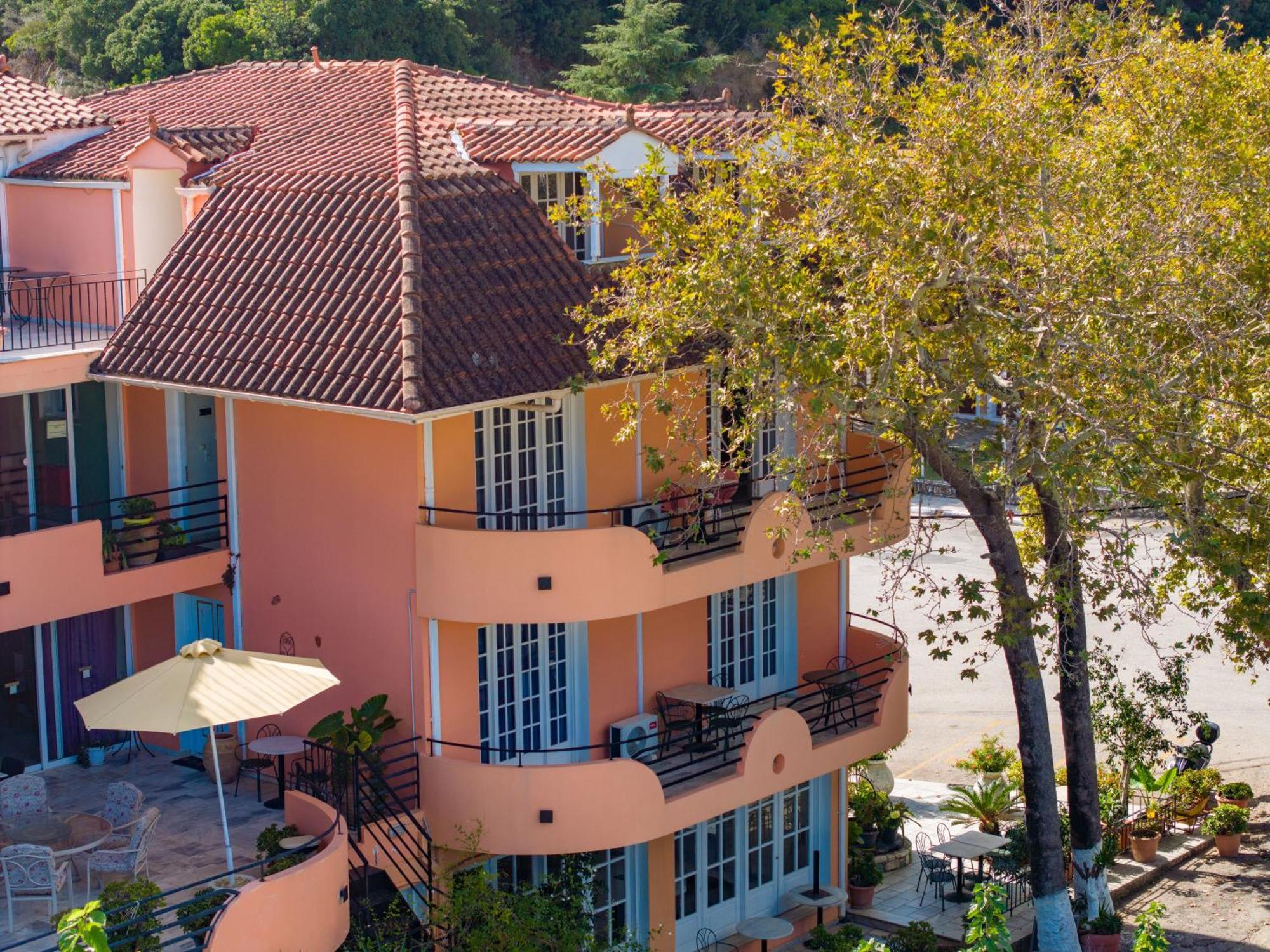 Odysseus Palace Poros  Exteriör bild